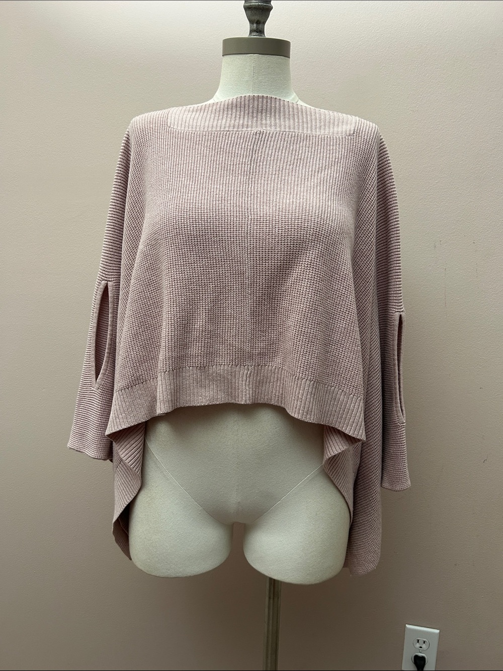 Lululemon Forward Flow Cape Heathered Mink Berry Pink Poncho Scarf Wrap OS